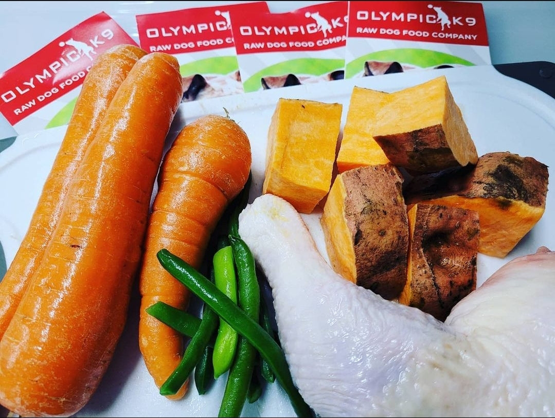 Farm Fresh Organic Lamb Canine Raw Food (10) 2lbs resealable pouches. 20lbs Box ( LAMB )