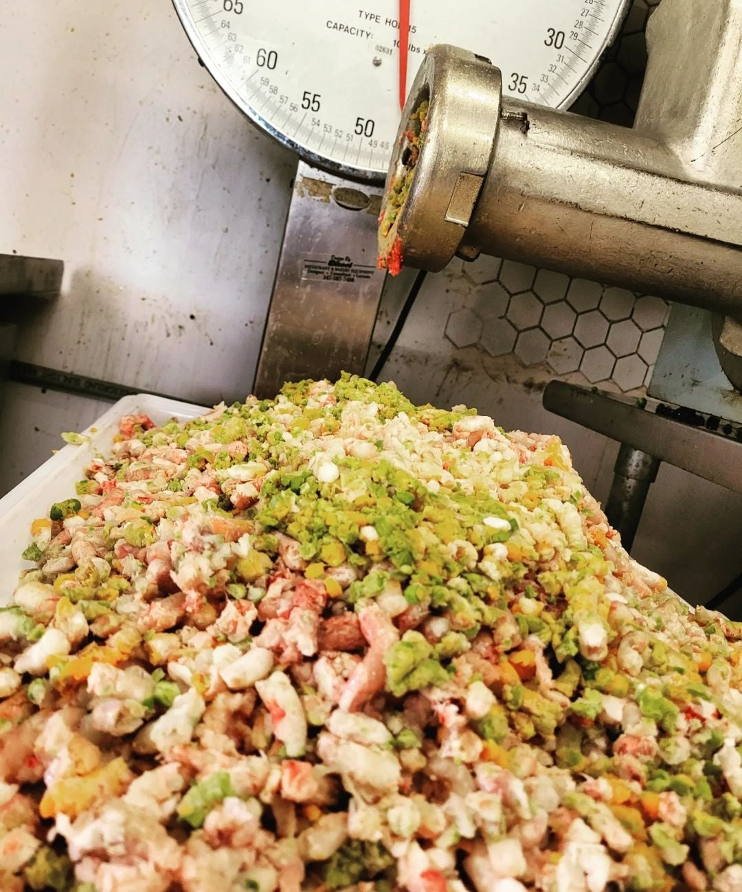 Farm Fresh Organic Lamb Canine Raw Food (10) 2lbs resealable pouches. 20lbs Box ( LAMB )